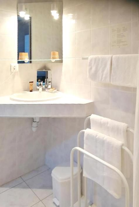 Hotel Du Midi Beaufort-sur-Gervanne Ngoại thất bức ảnh